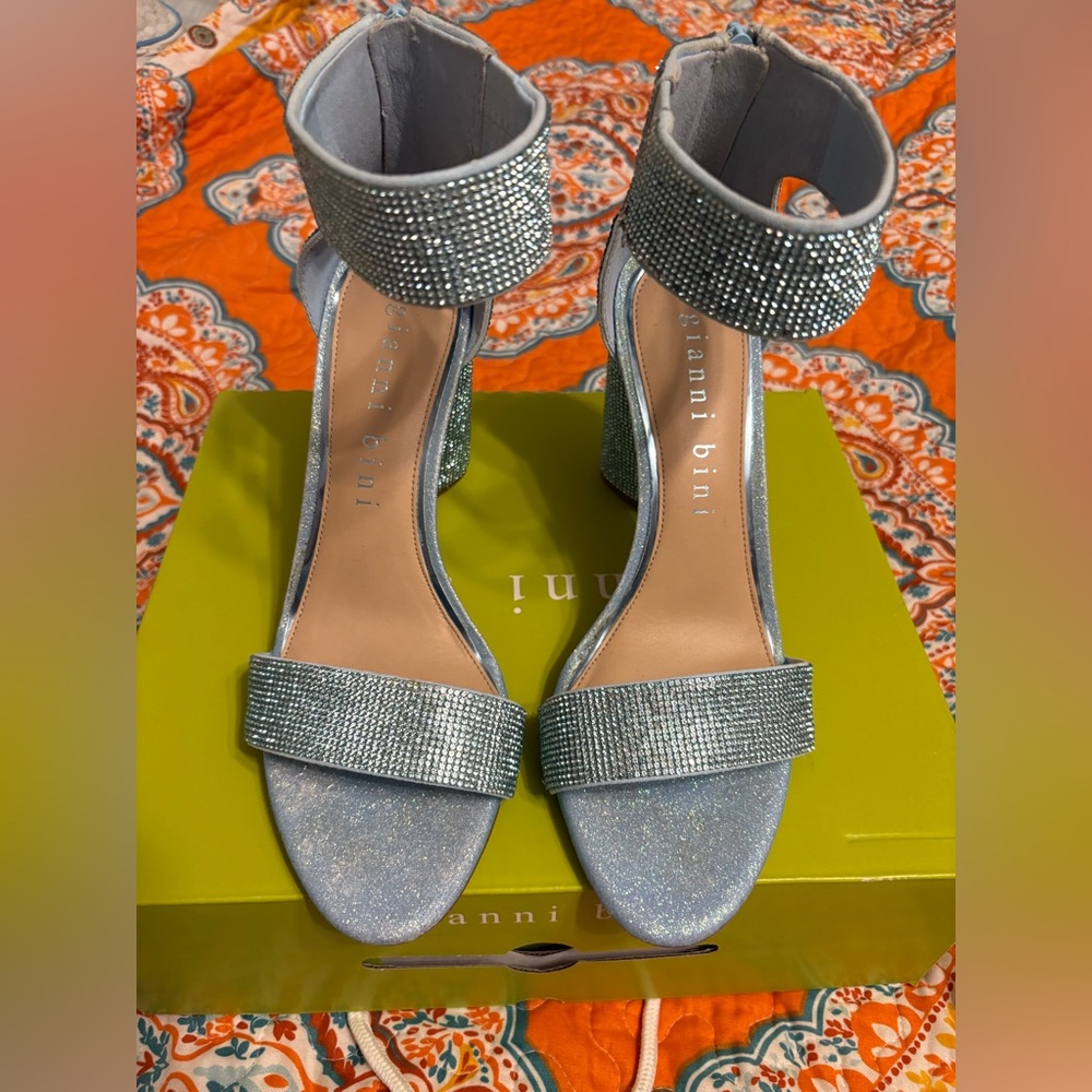 Gianni Bini light blue rhinestone heels 9M